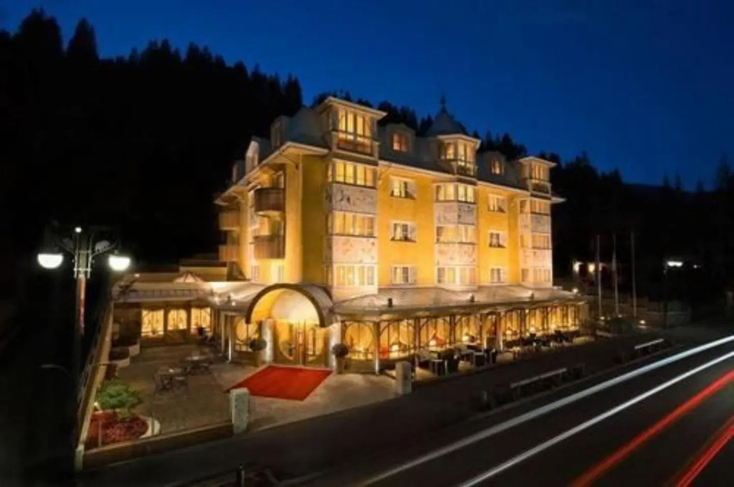 Alpen Suite Hotel EXTERIOR
