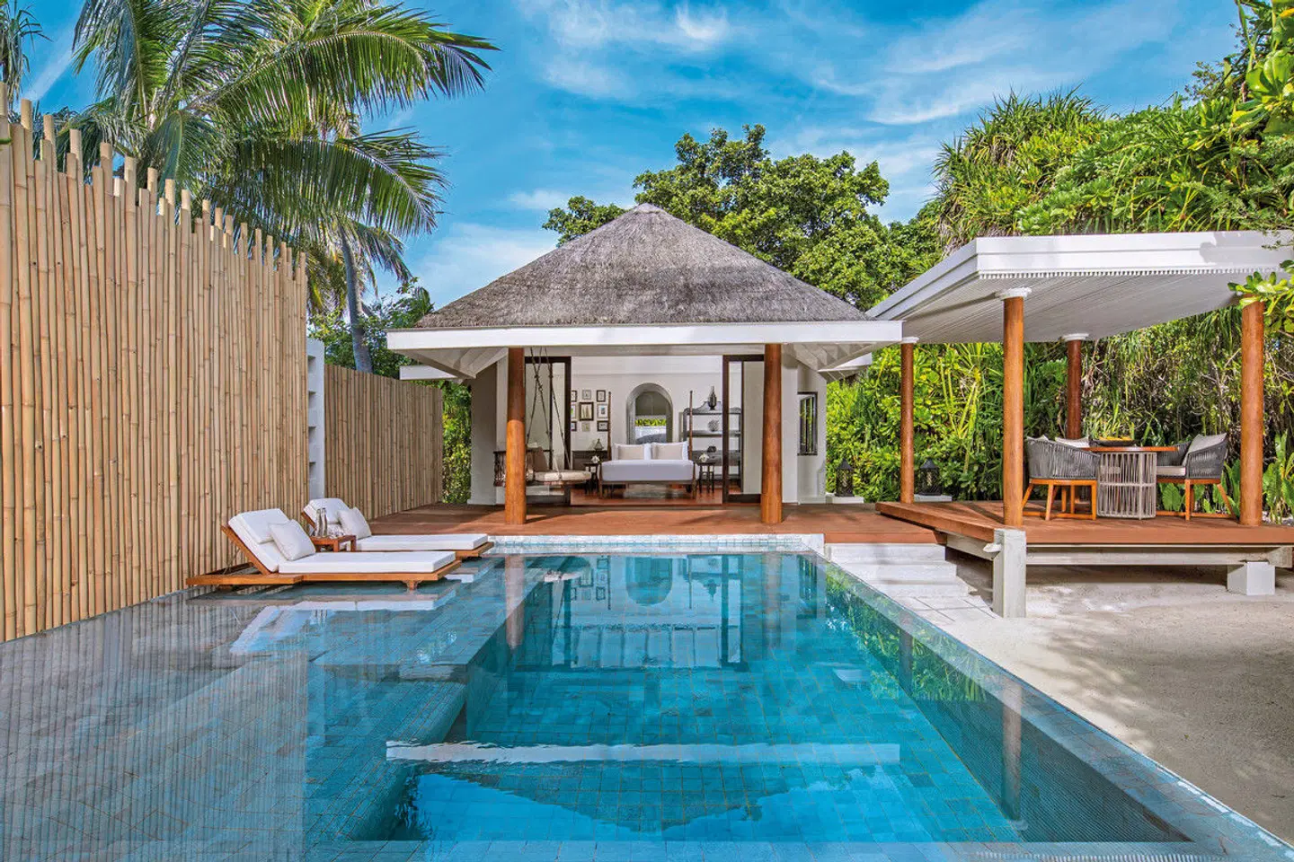 Anantara Kihavah Maldives Villas OUTDOOR_POOL