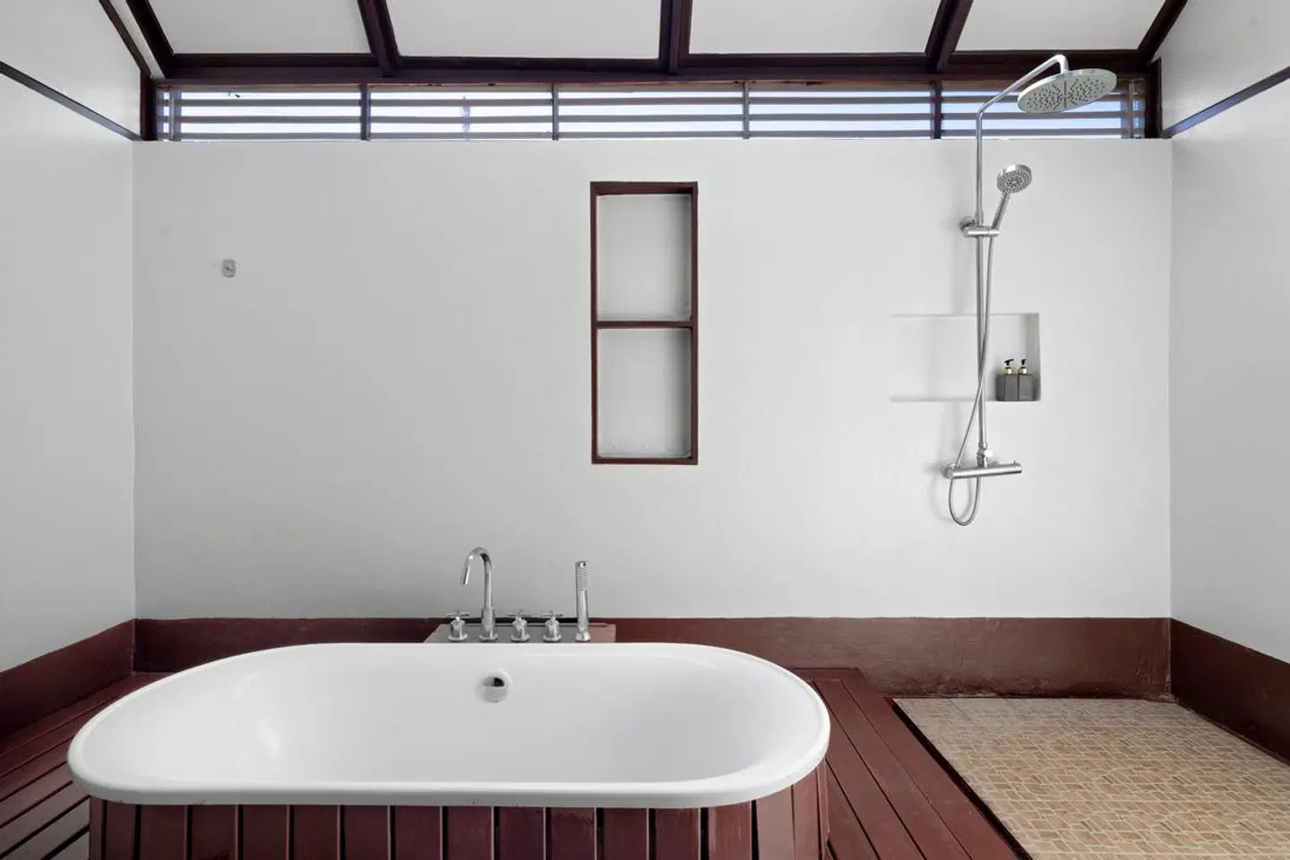 Koh Chang Longstay Resort Badezimmer