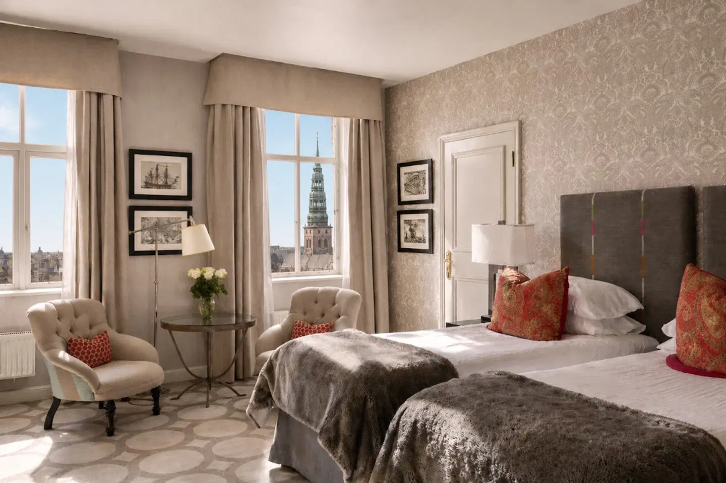 Grand Palace Hotel ROOM_EXAMPLE