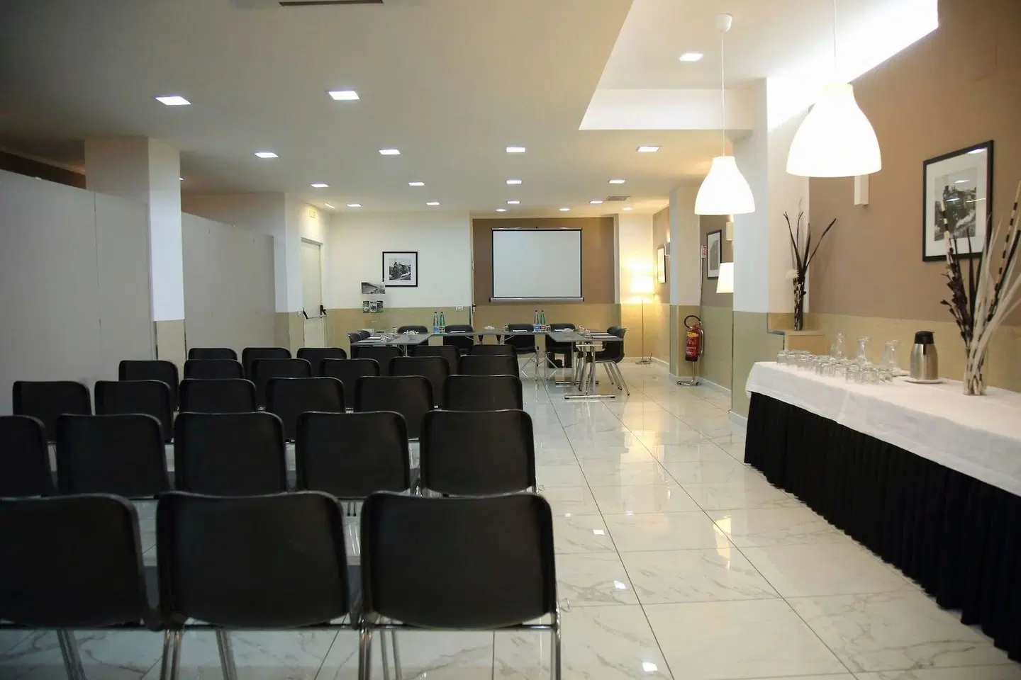 Stelle Hotel The Businest Konferenz