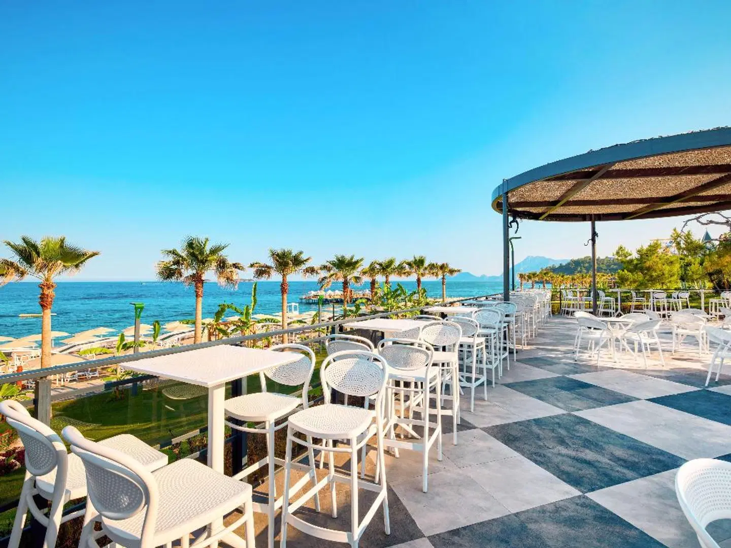 Royal Diwa Tekirova Resort Terrasse