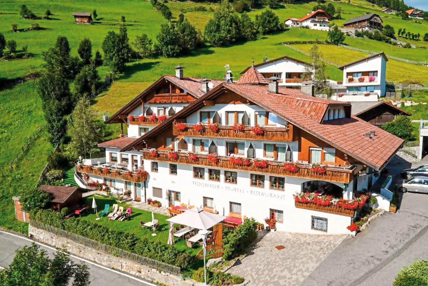 Naturhotel Miraval EXTERIOR