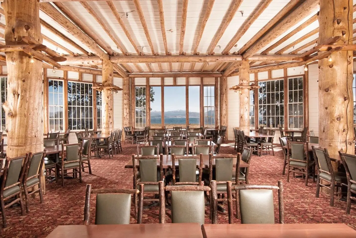 Lake Yellowstone Hotel & Cabins Restaurant