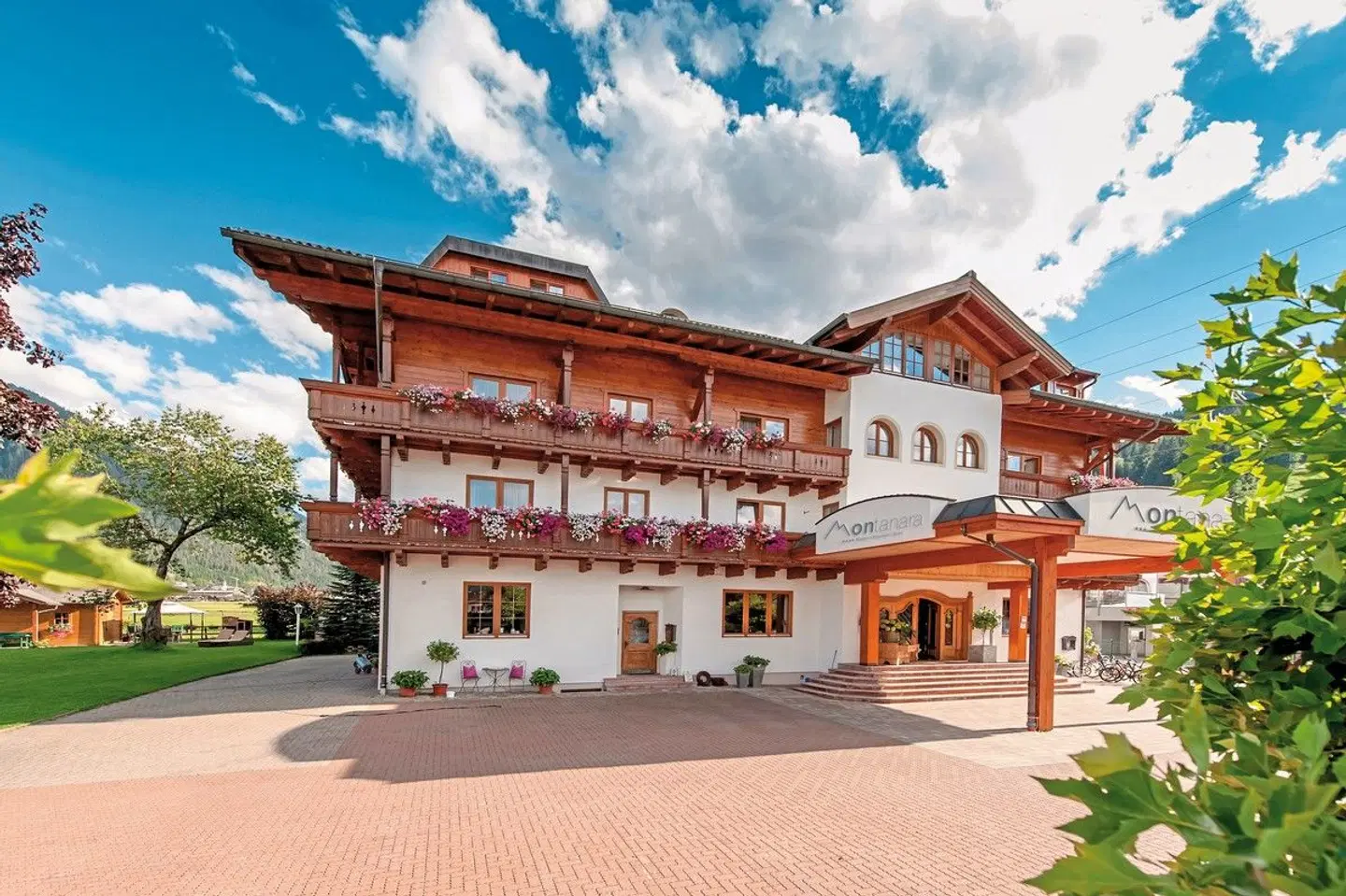 Montanara EXTERIOR