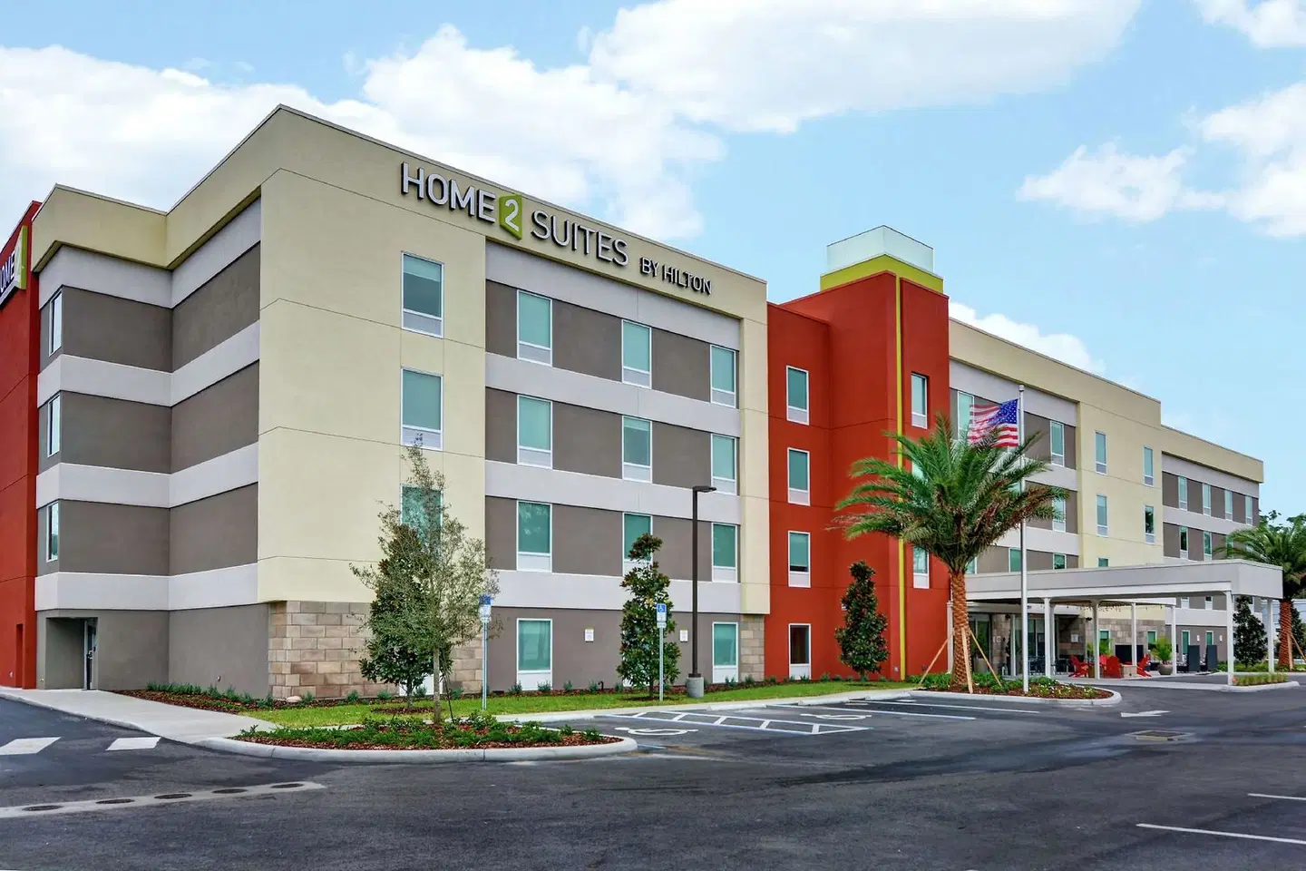 Home2 Suites By Hilton Daytona Beach Speedway EXTERIOR