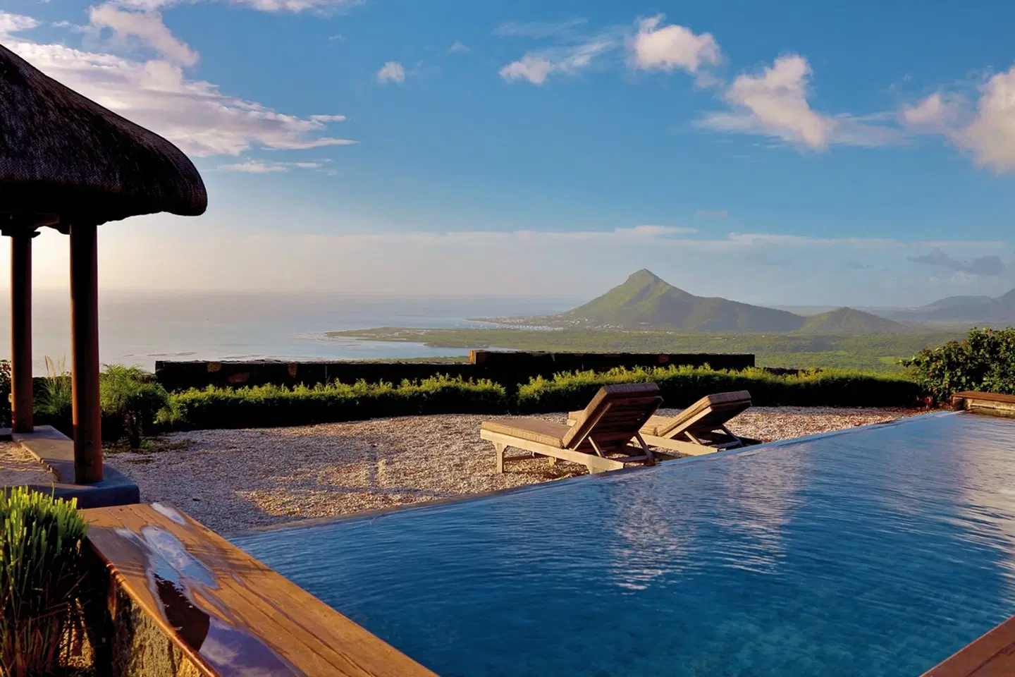 Lakaz Chamarel OUTDOOR_POOL
