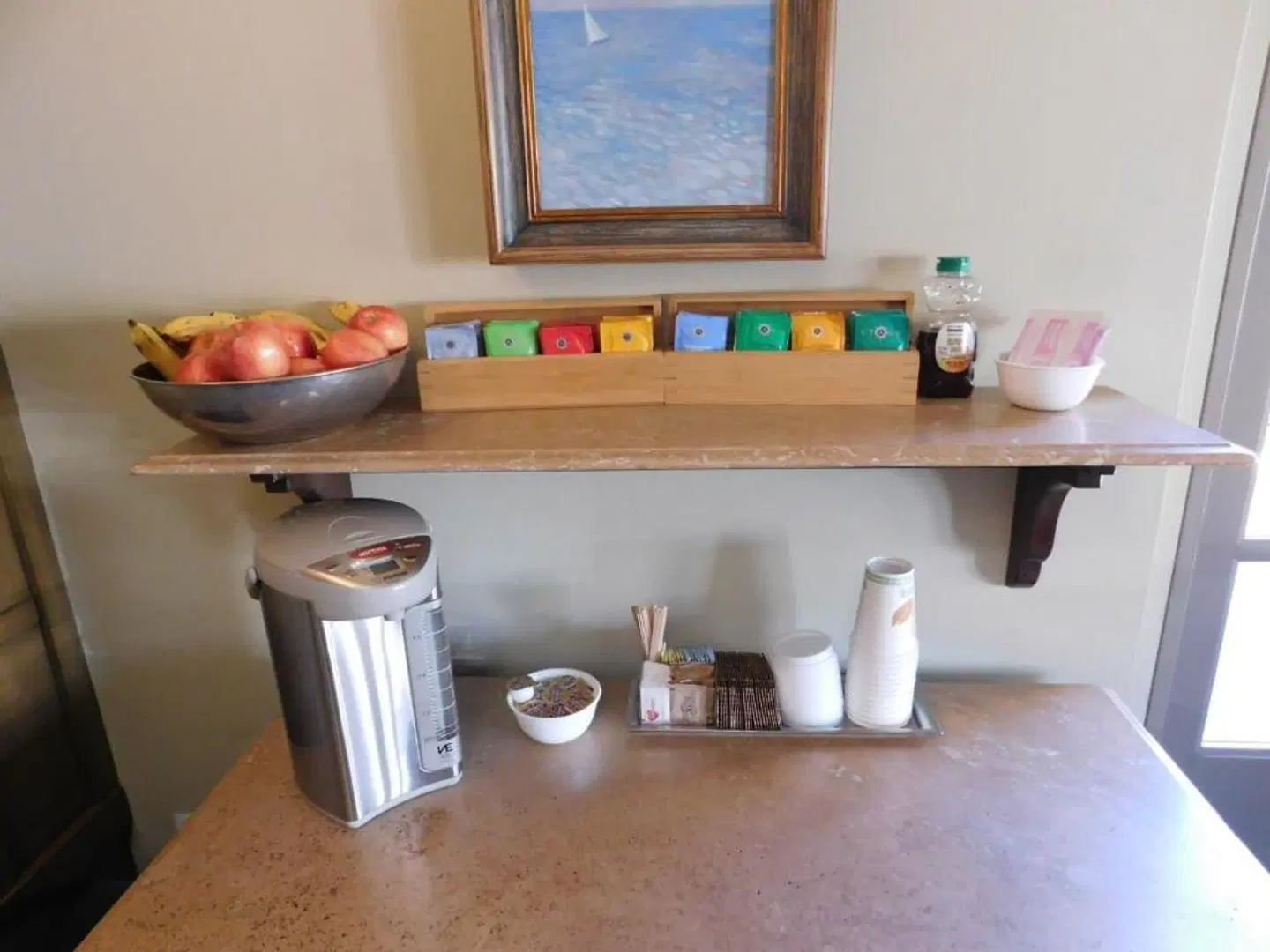 The Brentwood Inn ROOM_EXAMPLE