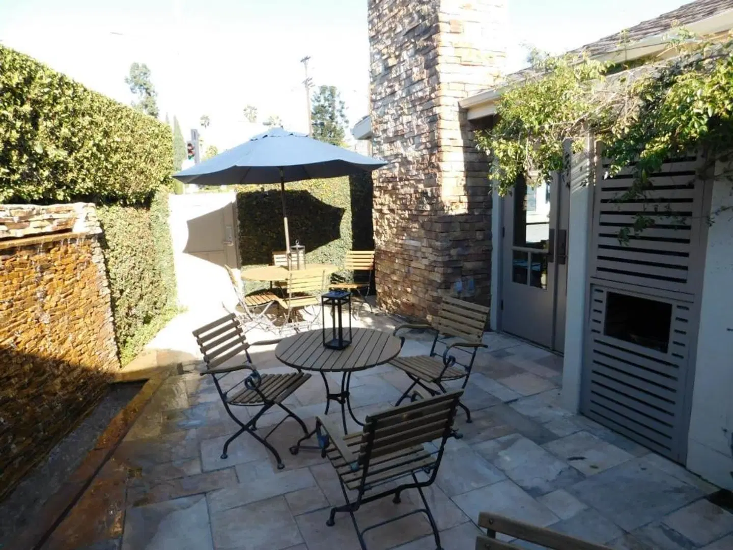 The Brentwood Inn Terrasse