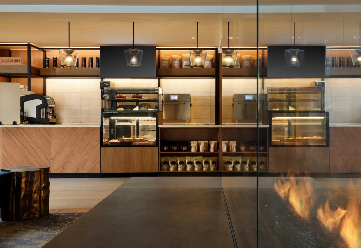 Hotel Alpenrock Breckenridge, Curio Collection by Hilton LOUNGE_LOBBY