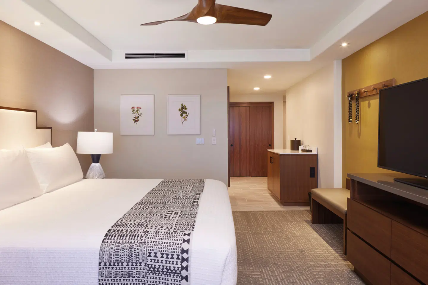 Outrigger Ka'anapali Beach Resort ROOM_EXAMPLE