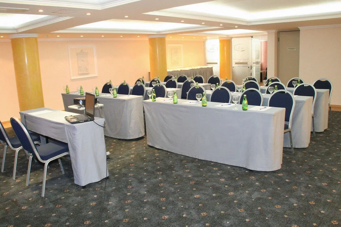 Castello City Hotel Konferenz