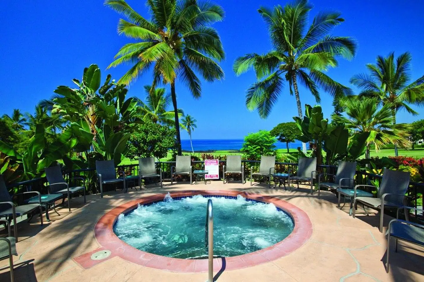 Kona Coast Resort OUTDOOR_POOL