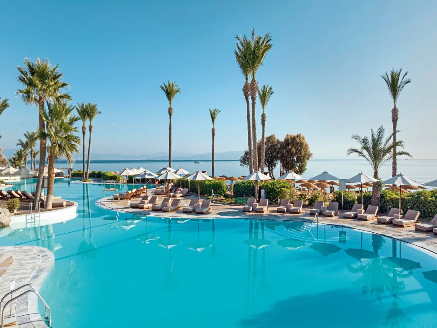 Grecotel LUX@ME Kos OUTDOOR_POOL