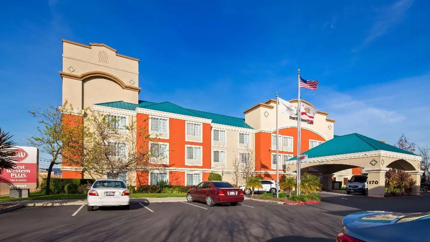 Best Western Airport Inn & Suites Oakland EXTERIOR