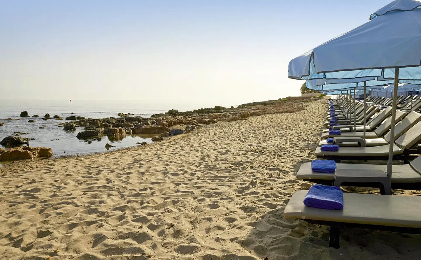 I Resort Beach Hotel & Spa LANDSCAPE