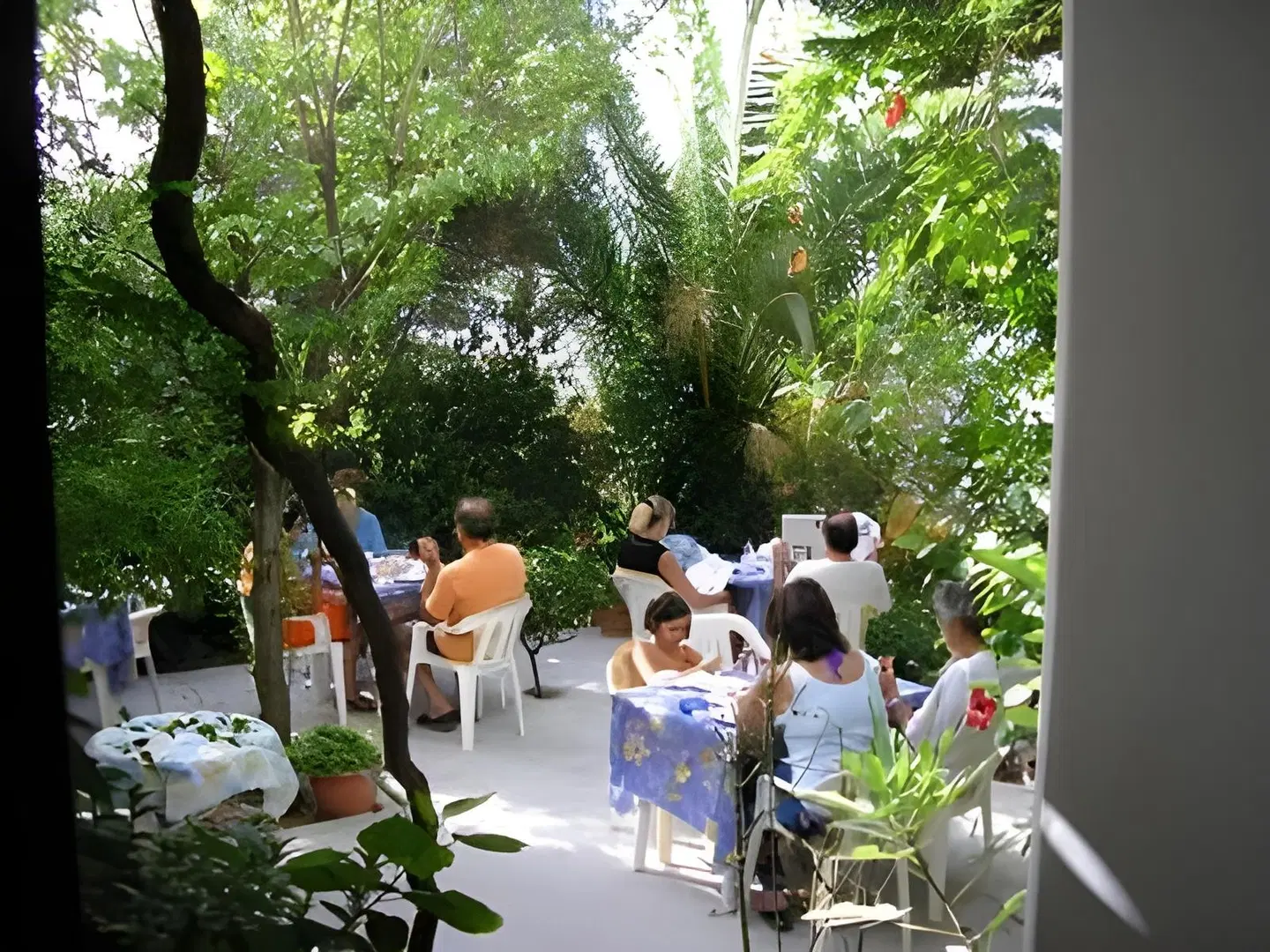 Horizon Beach Hotel Terrasse