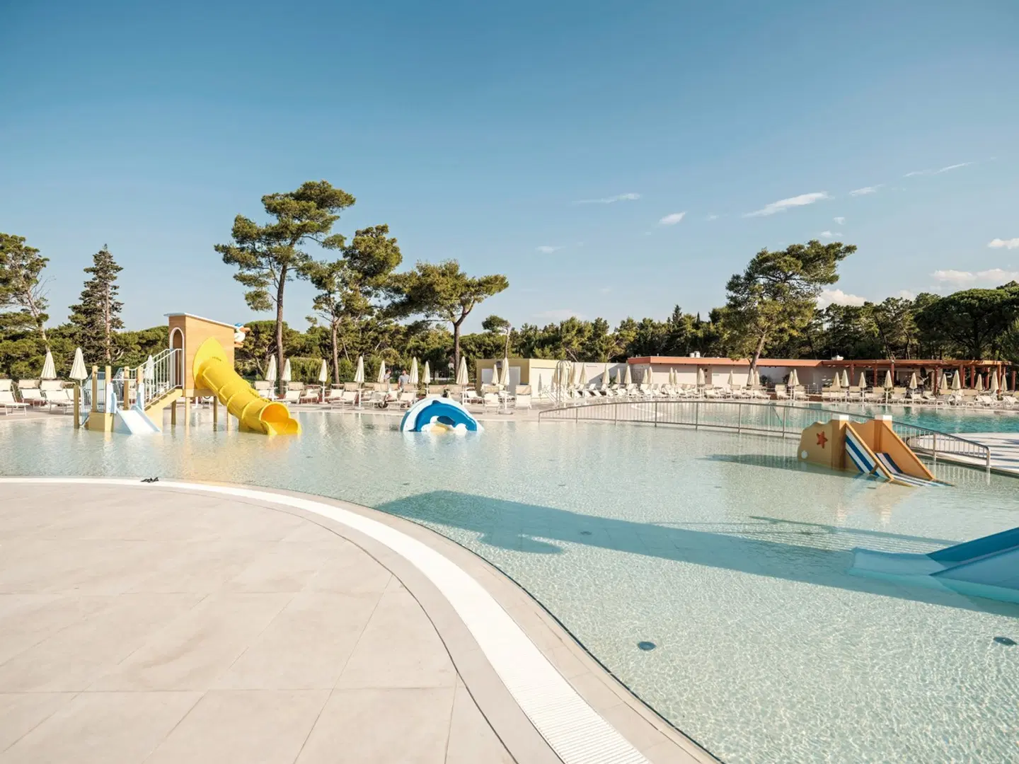 Zaton Holiday Resort OUTDOOR_POOL