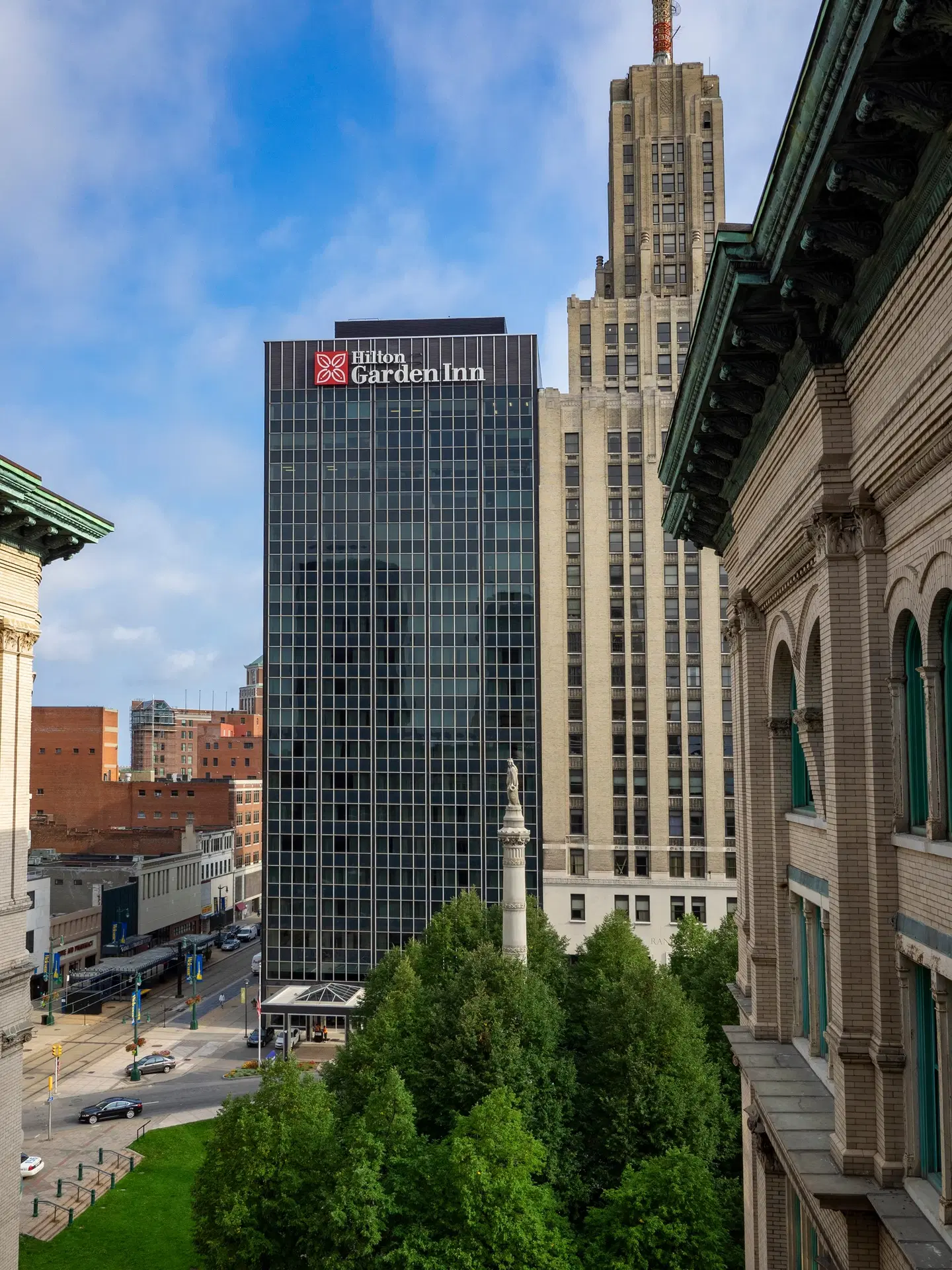 Hilton Garden Inn Buffalo Downtown EXTERIOR