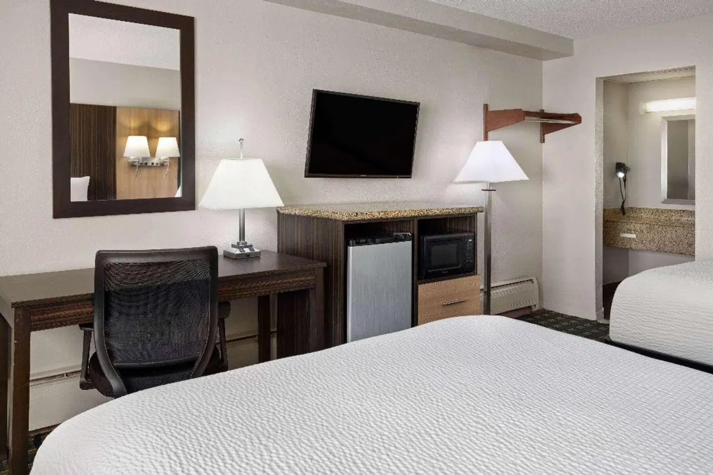 Days Inn by Wyndham Tonawanda/Buffalo ROOM_EXAMPLE