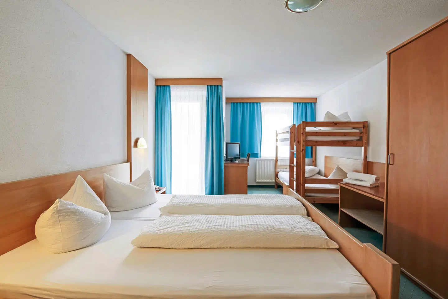 Tia Monte ROOM_EXAMPLE