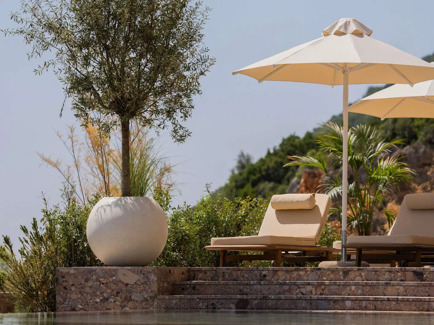 Green Coast Hotel MGallery Collection Terrasse