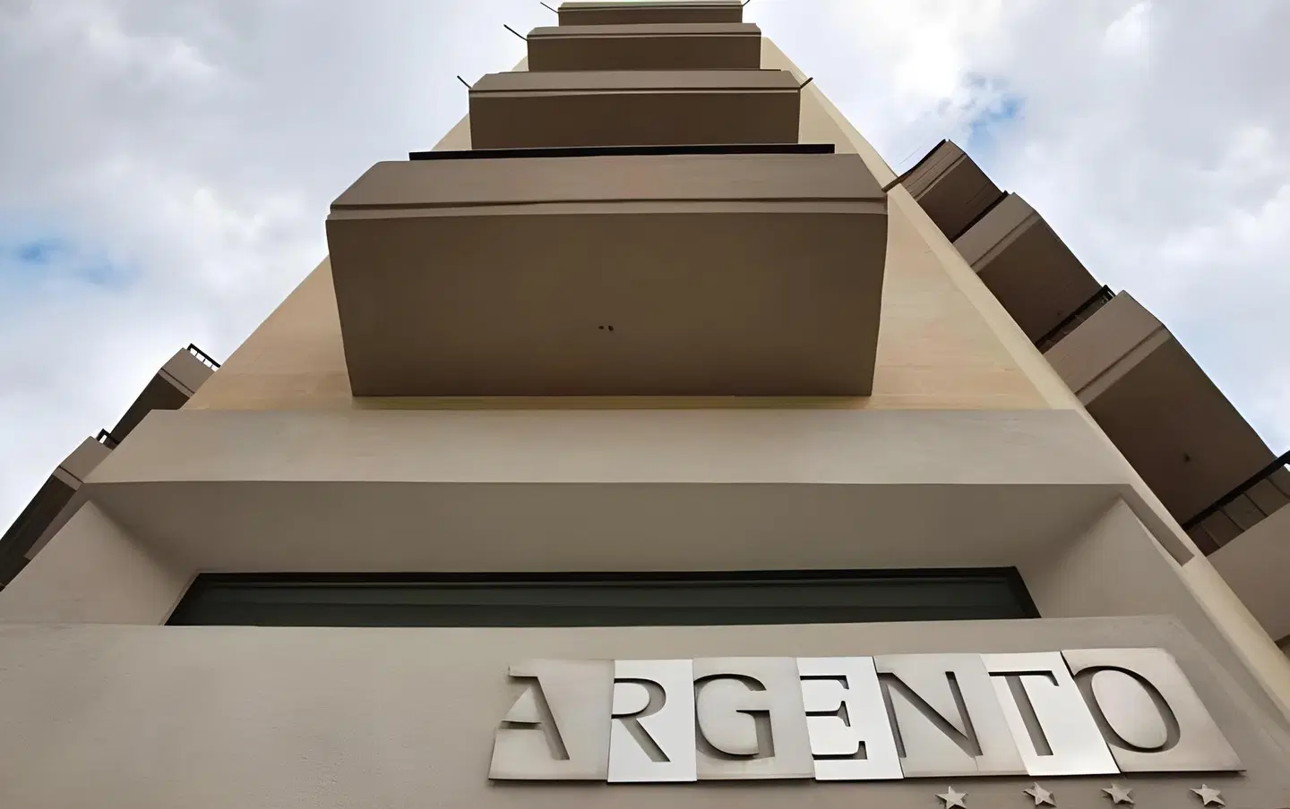 Argento EXTERIOR