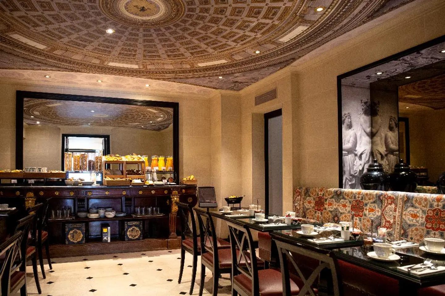 Hôtel West-End Restaurant