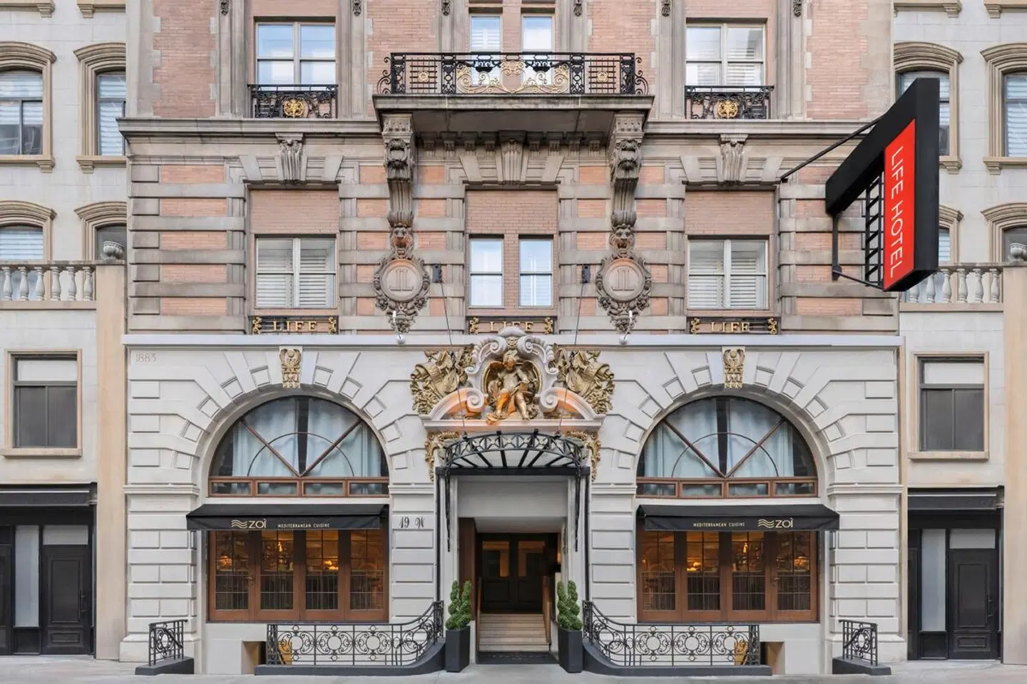 Life Hotel New York EXTERIOR