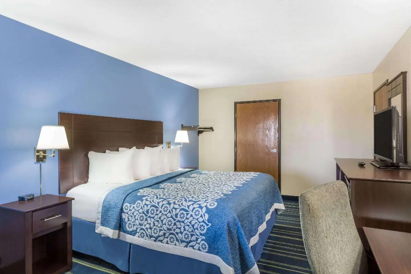 Days Inn by Wyndham Holbrook ROOM_EXAMPLE