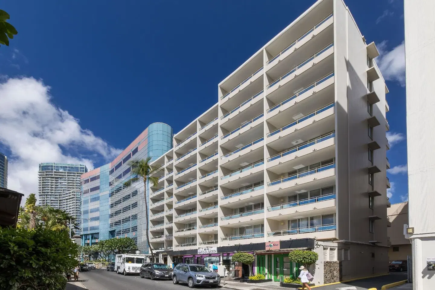 Regency on Beachwalk Waikiki by Outrigger EXTERIOR
