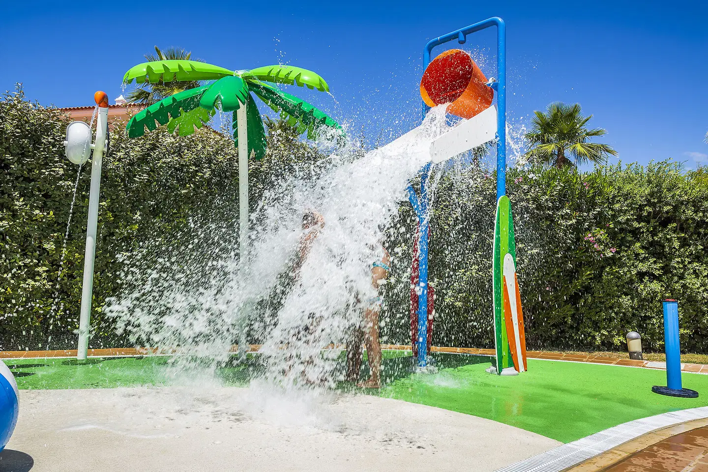 Eden Resort SPORTS_AND_LEISURE