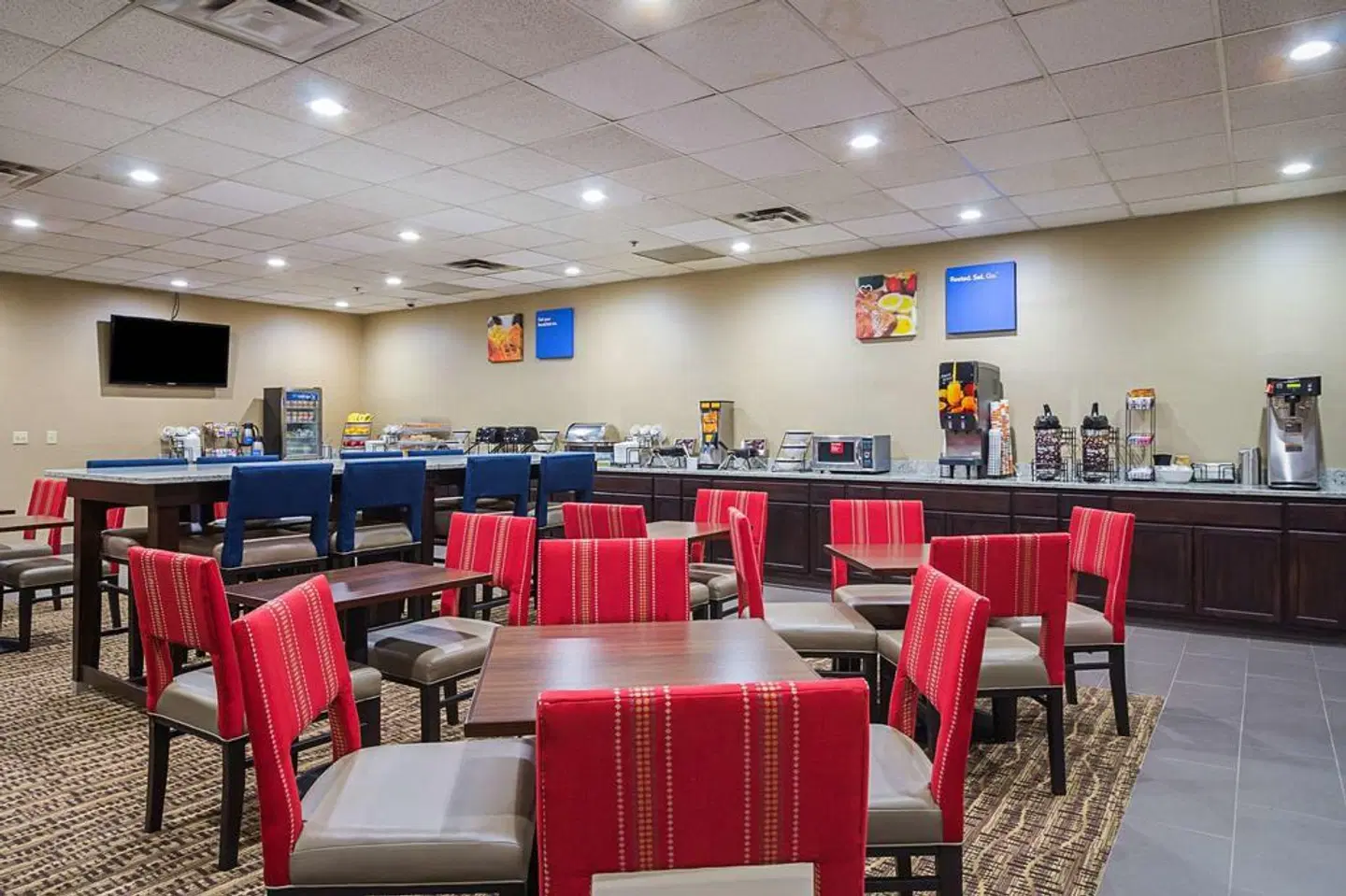 Comfort Inn Downtown Cleveland Bar