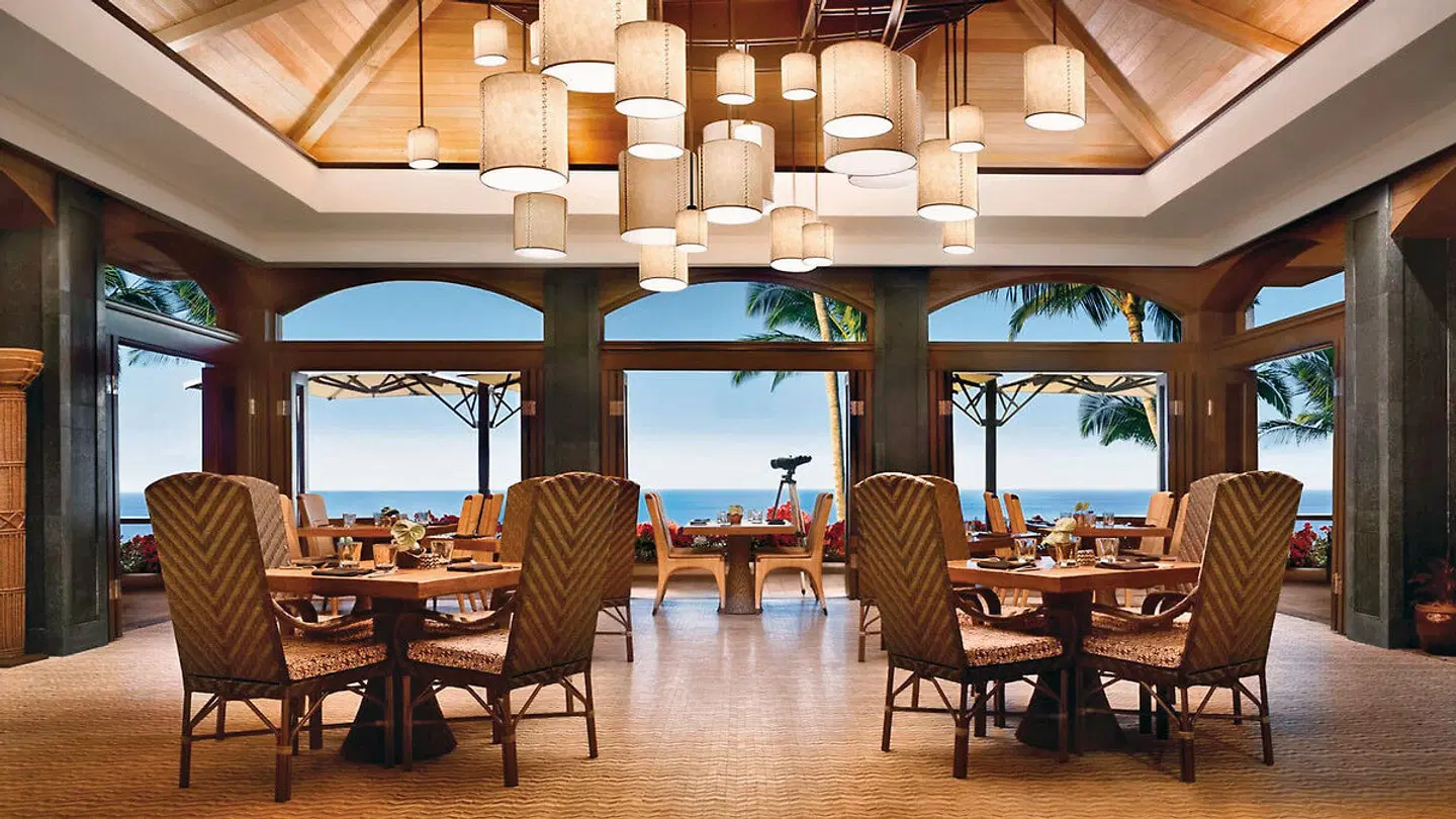 Four Seasons Resort Lanai Restaurant