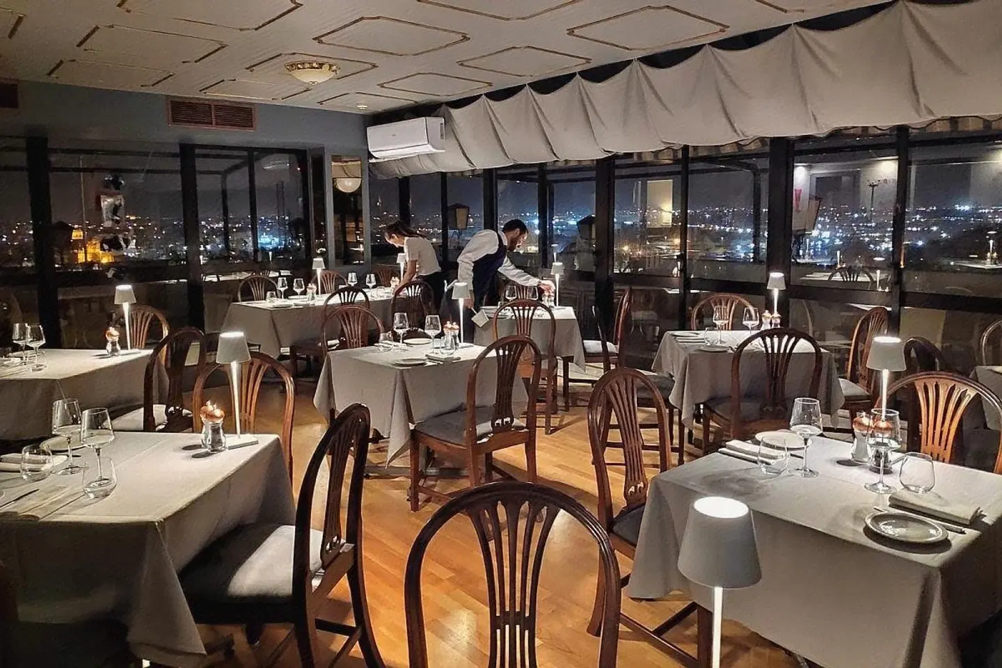 Castille Hotel Restaurant