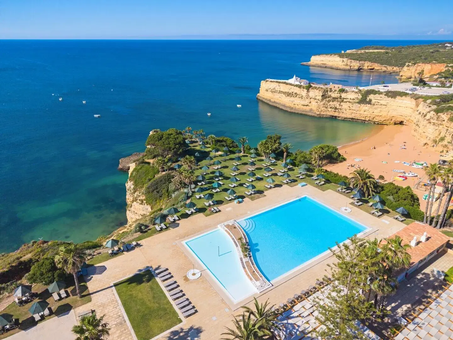 Pestana Viking Beach & Golf Resort OUTDOOR_POOL