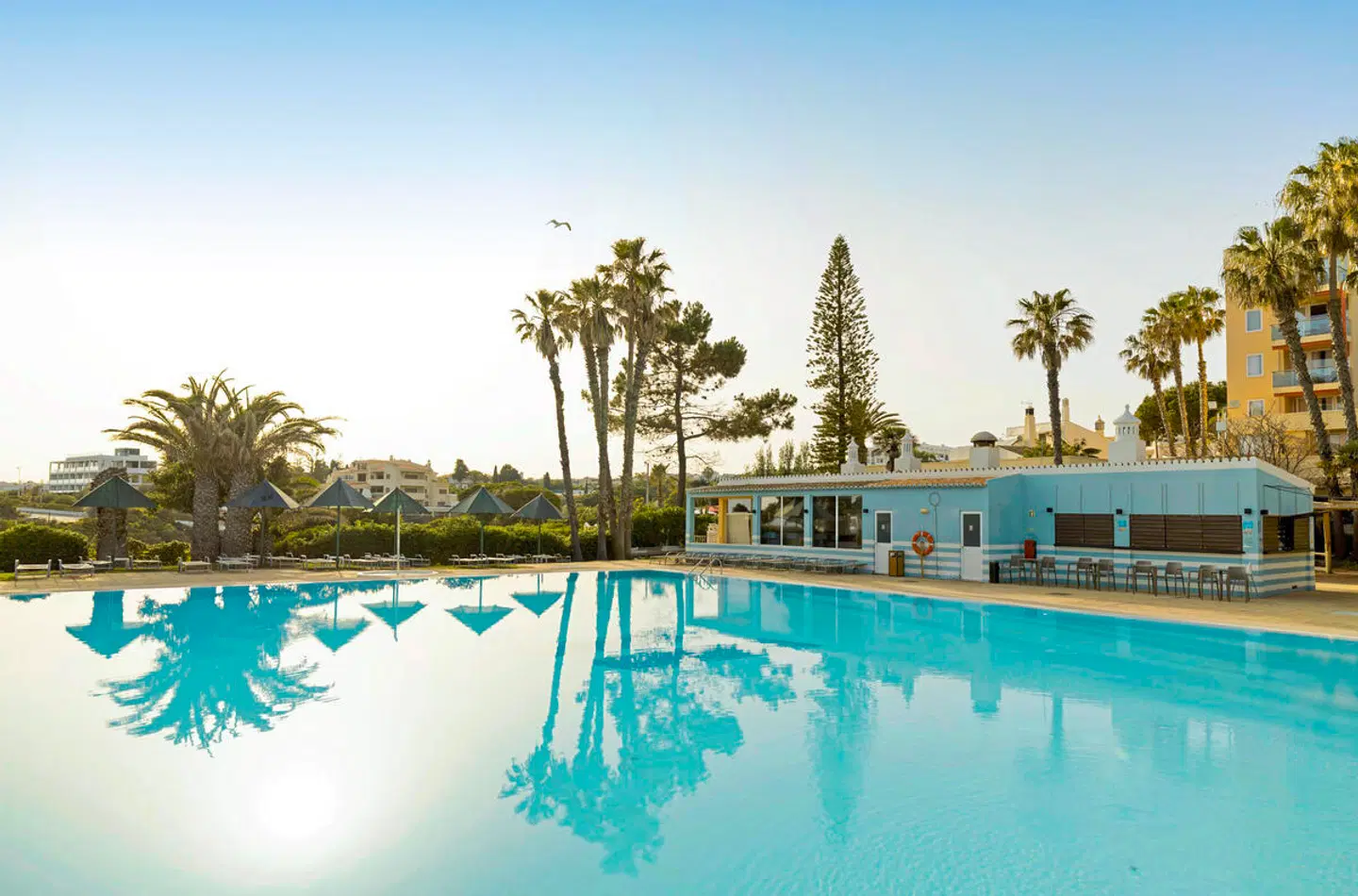 Pestana Viking Beach & Golf Resort OUTDOOR_POOL