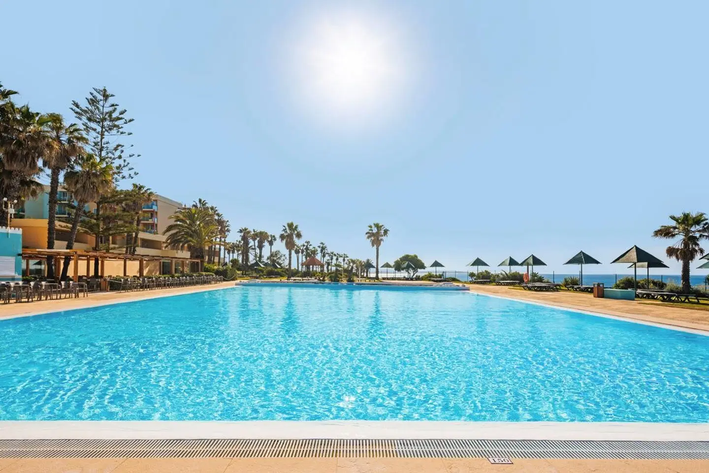 Pestana Viking Beach & Golf Resort OUTDOOR_POOL