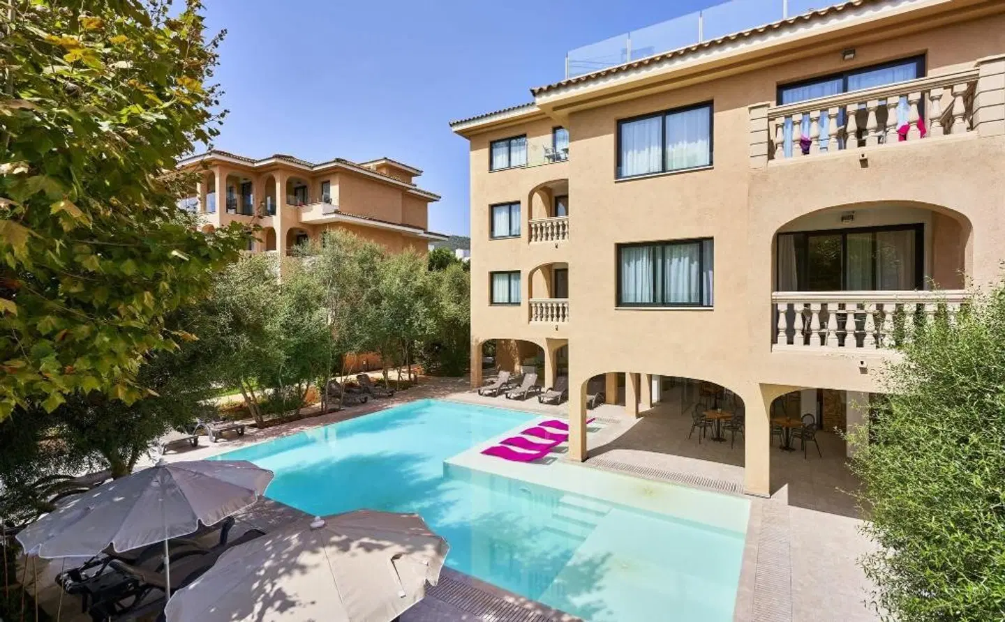 Sinfony OUTDOOR_POOL