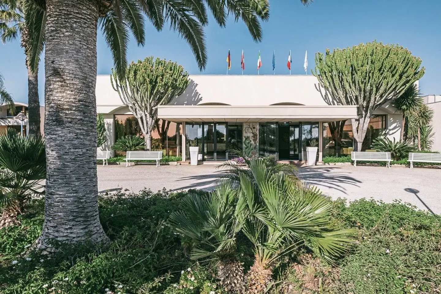 MClub Alicudi, Sicily Garten