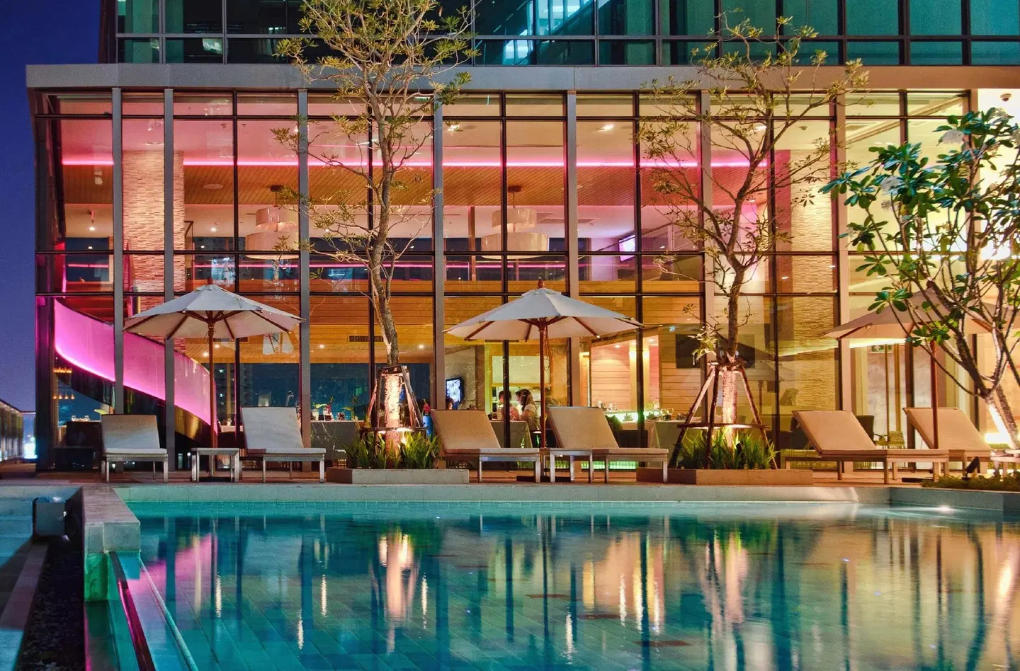 Sivatel Bangkok OUTDOOR_POOL