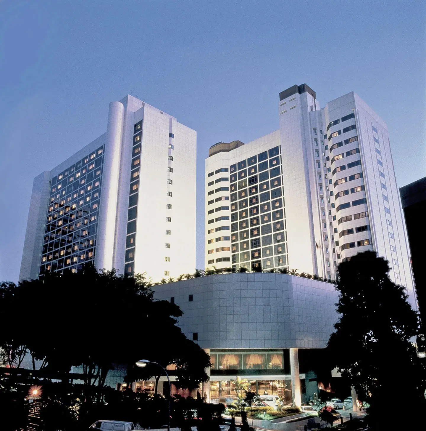 Orchard Hotel EXTERIOR
