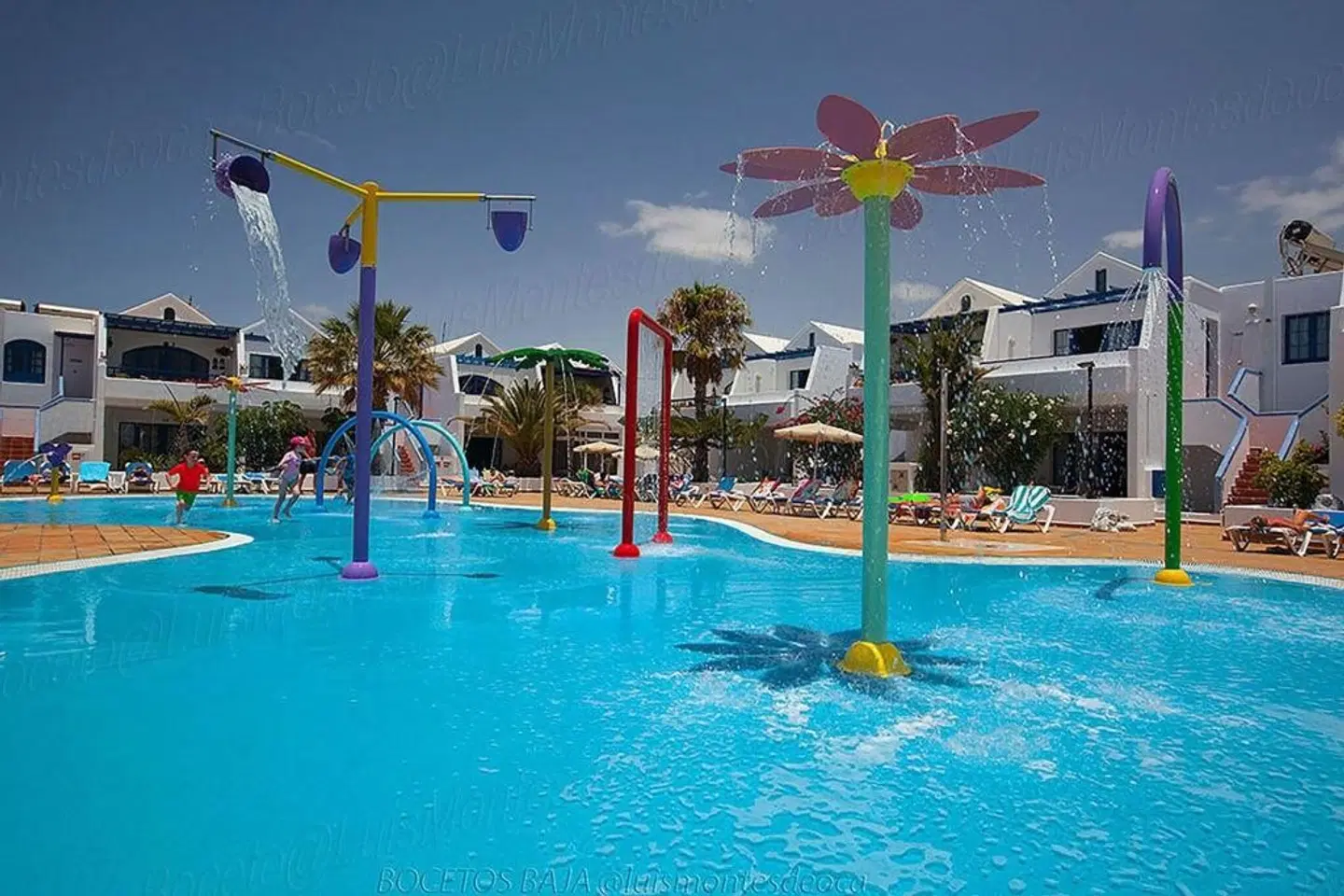 Cinco Plazas OUTDOOR_POOL