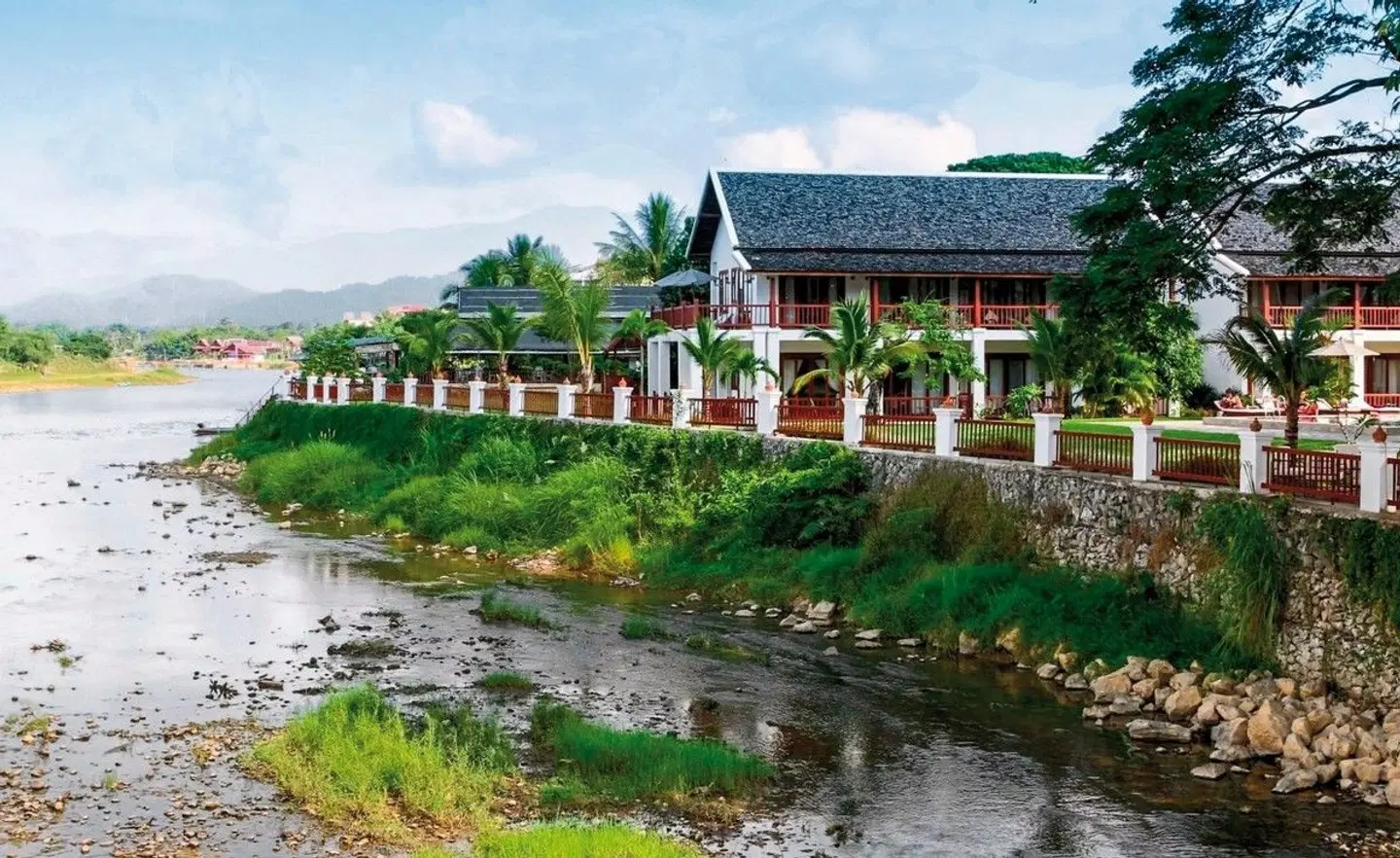 Riverside Boutique Resort EXTERIOR