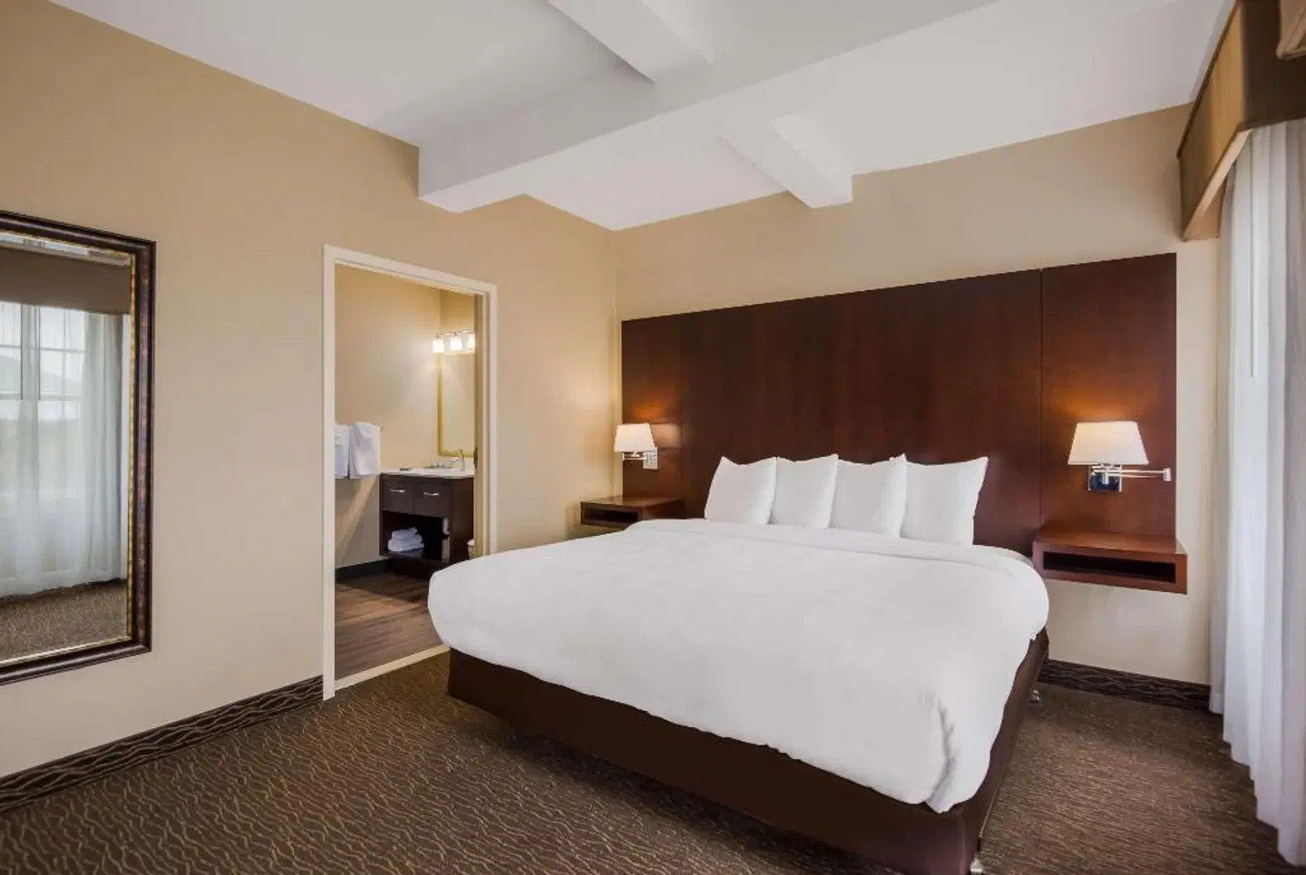 Best Western Syracuse Downtown Hotel And Suites ROOM_EXAMPLE