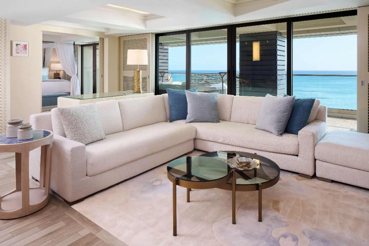 ESPACIO The Jewel of Waikiki LOUNGE_LOBBY