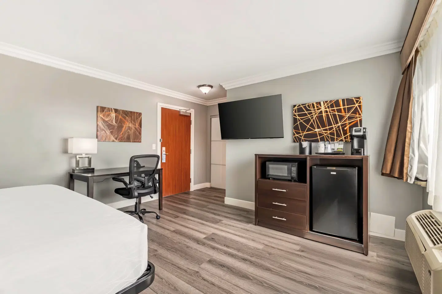 Best Western Plus LA Mid-Town Hotel ROOM_EXAMPLE
