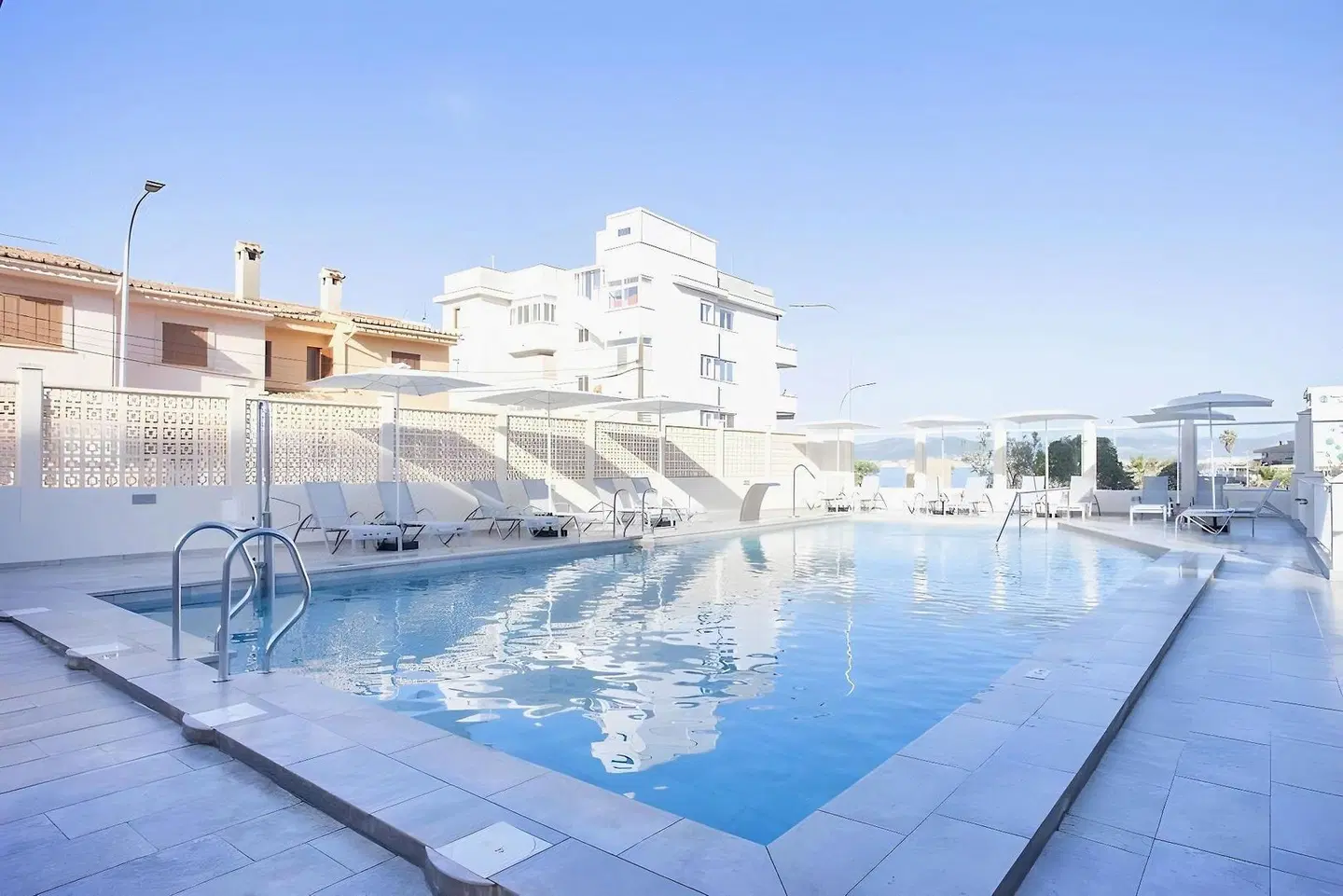 BQ Apolo OUTDOOR_POOL