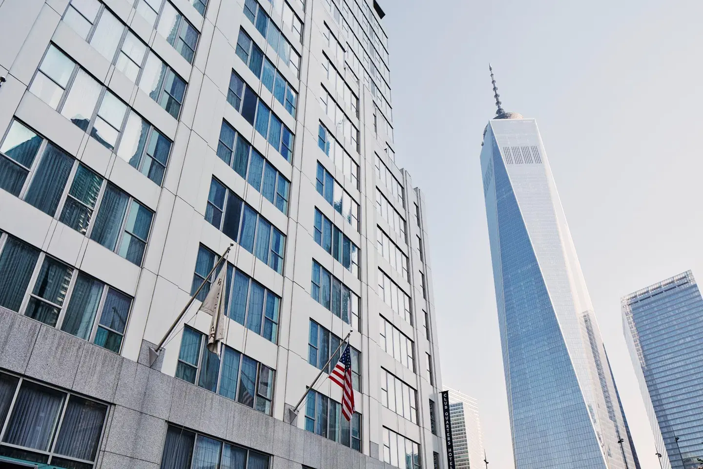 World Center Hotel EXTERIOR