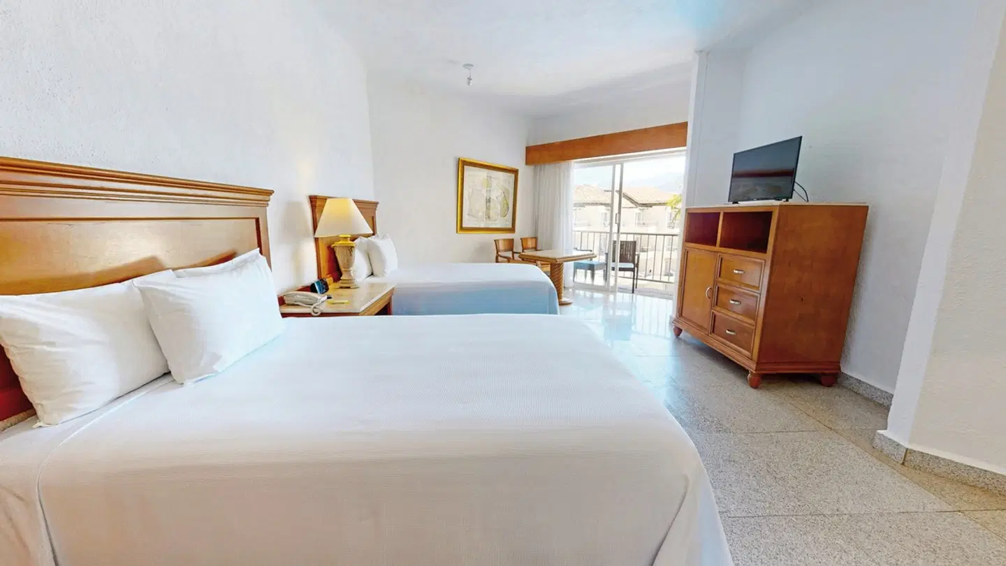 Friendly Fun Puerto Vallarta ROOM_EXAMPLE